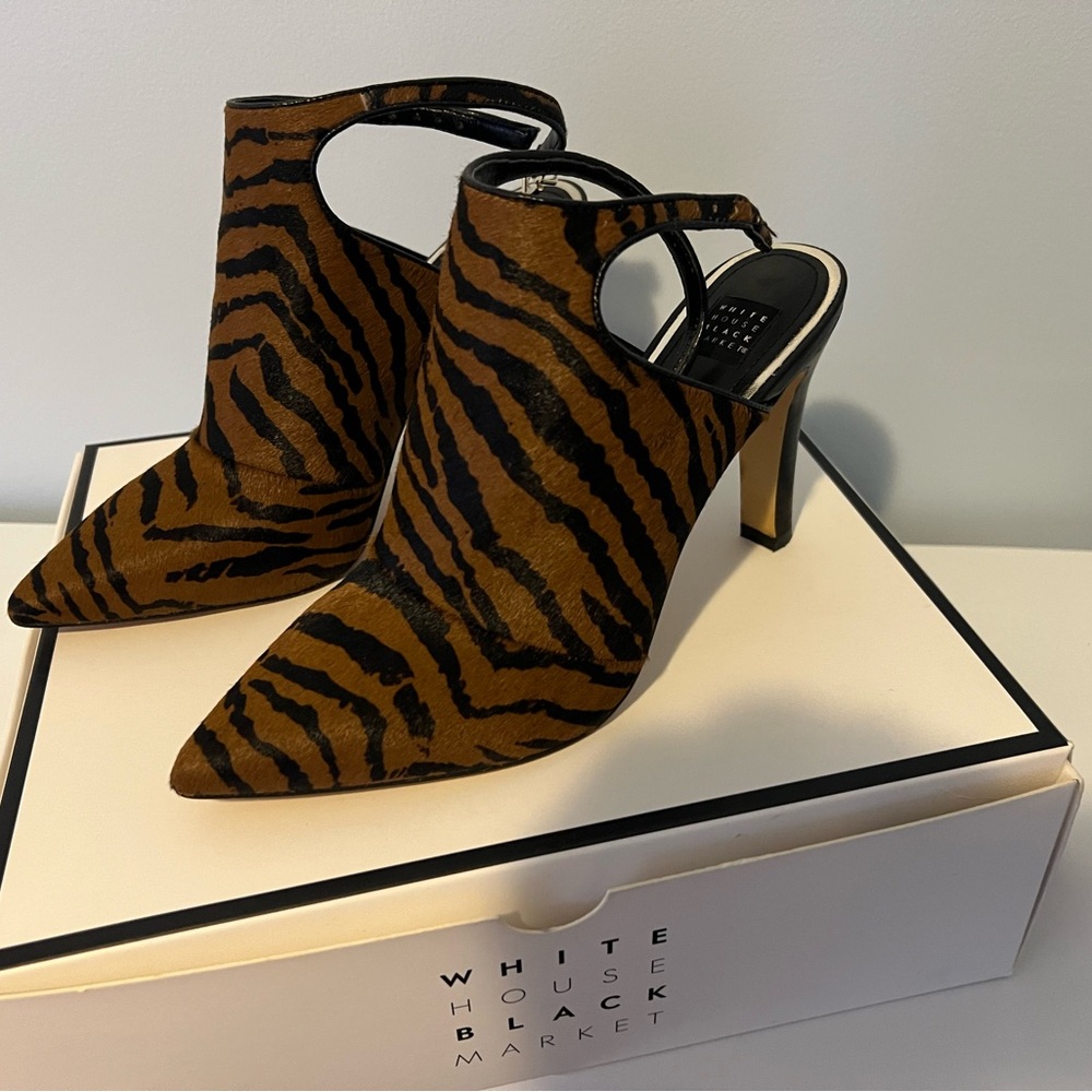White House Black Market Brown Tiger Print Heels - Picture 2 of 4